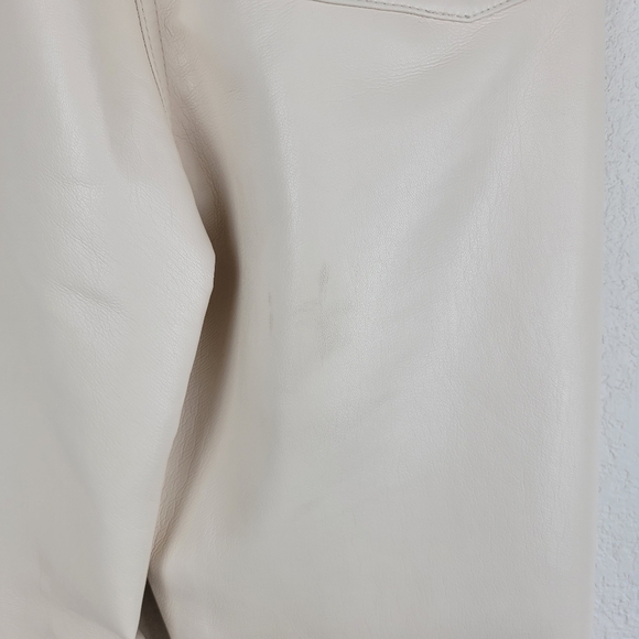 Aritzia Wilfred The Melina Super High-Rise Vegan Leather Pant White Cream 8 - Picture 15 of 16